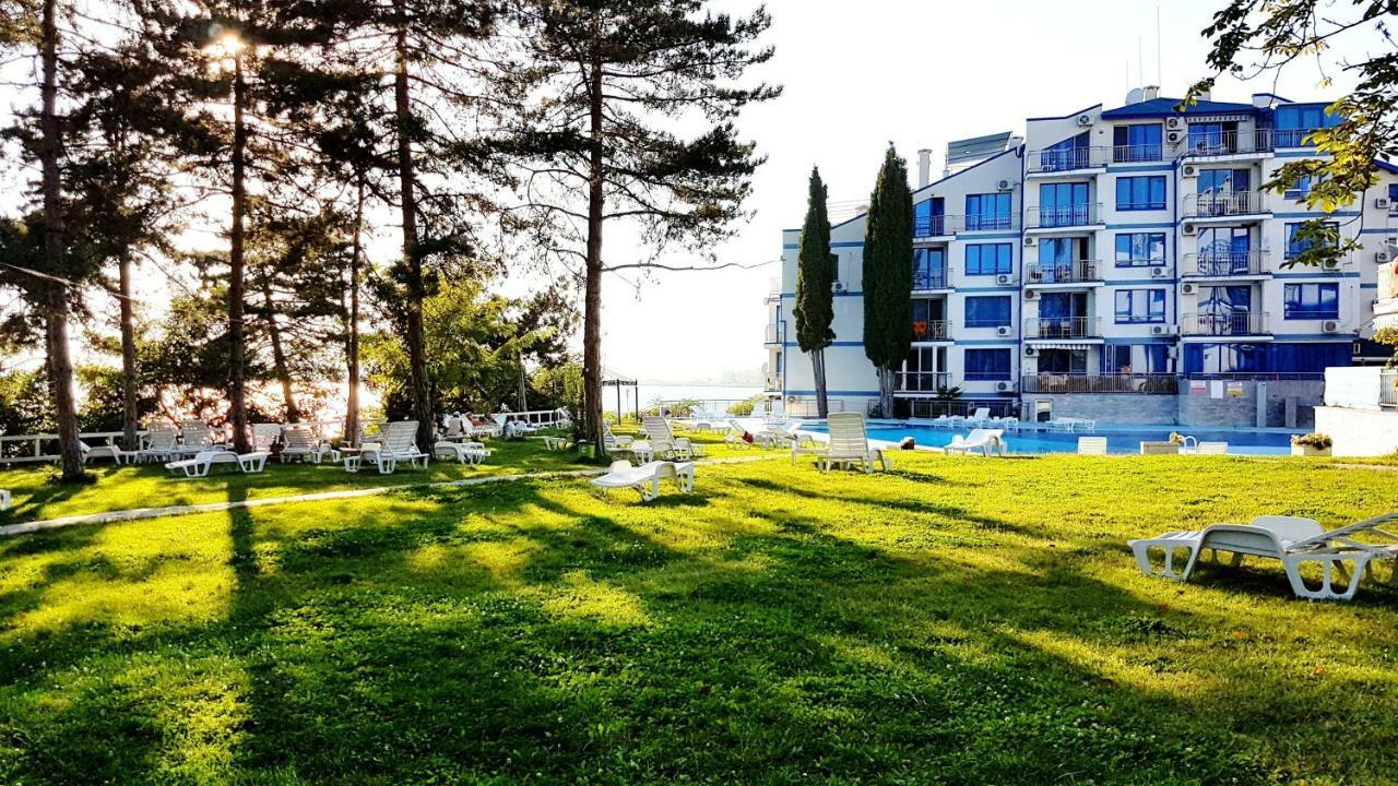 דירות פומורי Blue Bay Sea View מראה חיצוני תמונה