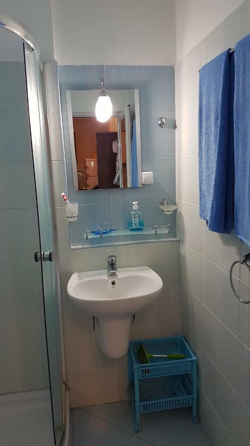 דירות פומורי Blue Bay Sea View מראה חיצוני תמונה