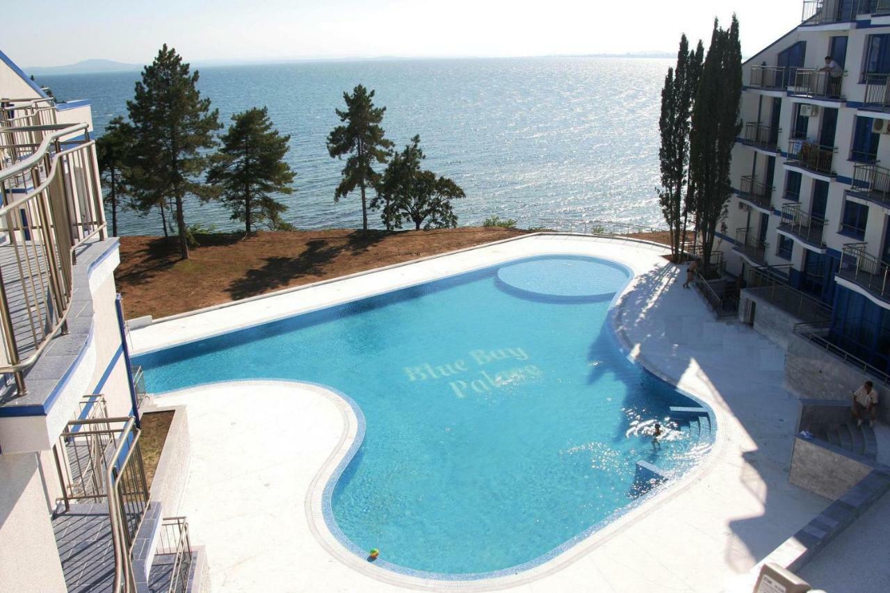 דירות פומורי Blue Bay Sea View מראה חיצוני תמונה